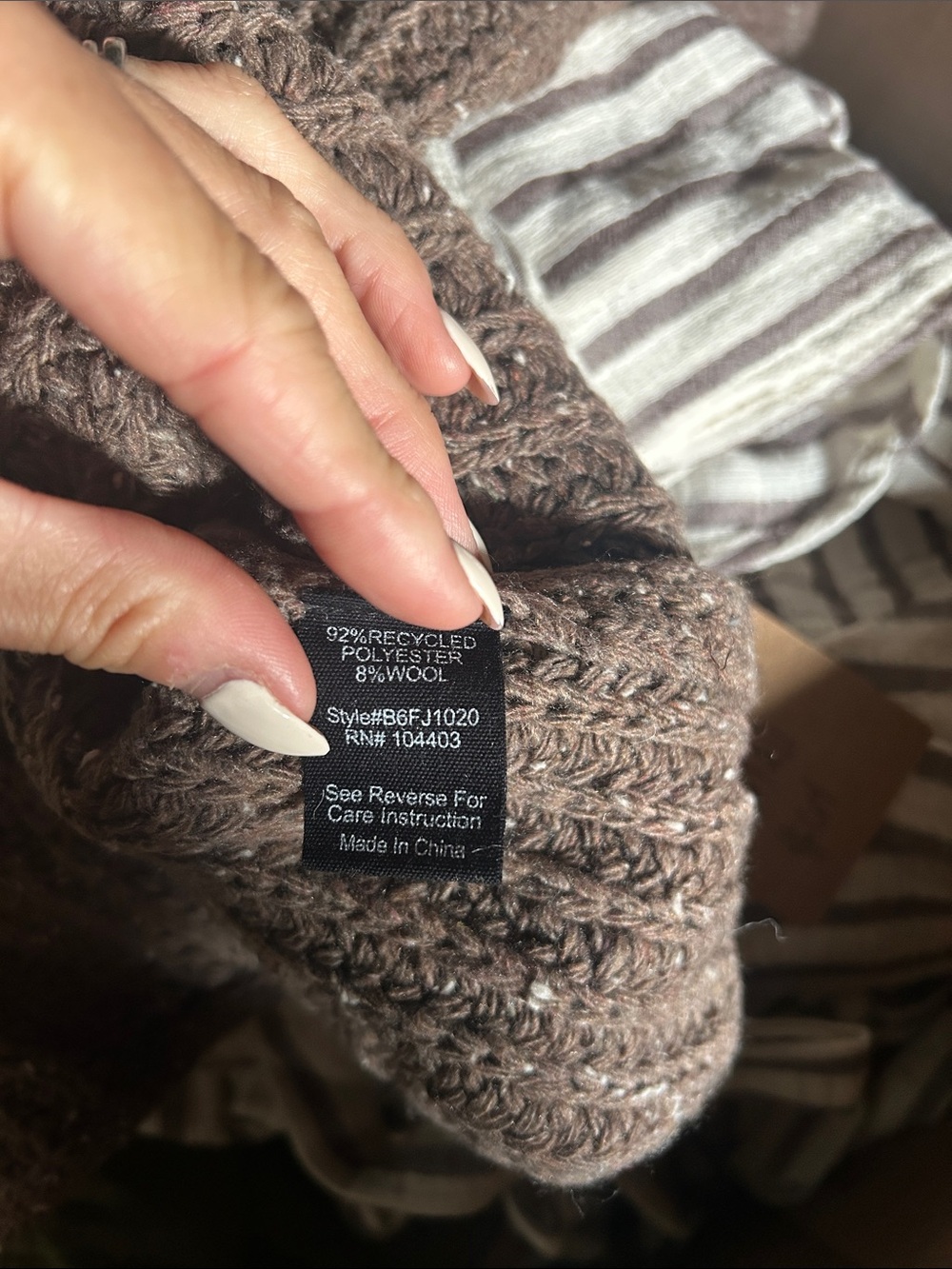 New Fall Trend Marled Button Down Raw Edge Chunky Knit Cardigan - Picture 7 of 7